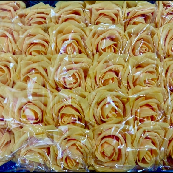 30 Count-Yellow Roses Artificial 🌹🌹 - Picture 1 of 3